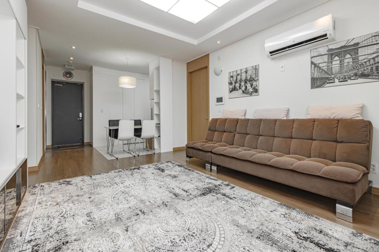 Highvill Park Apart Apartment